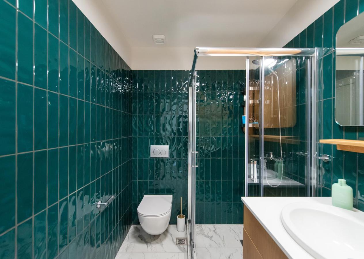 White Lotus By Halu! Apartments Thessaloniki Exterior photo